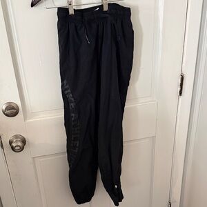 Nike boys windbreaker pants